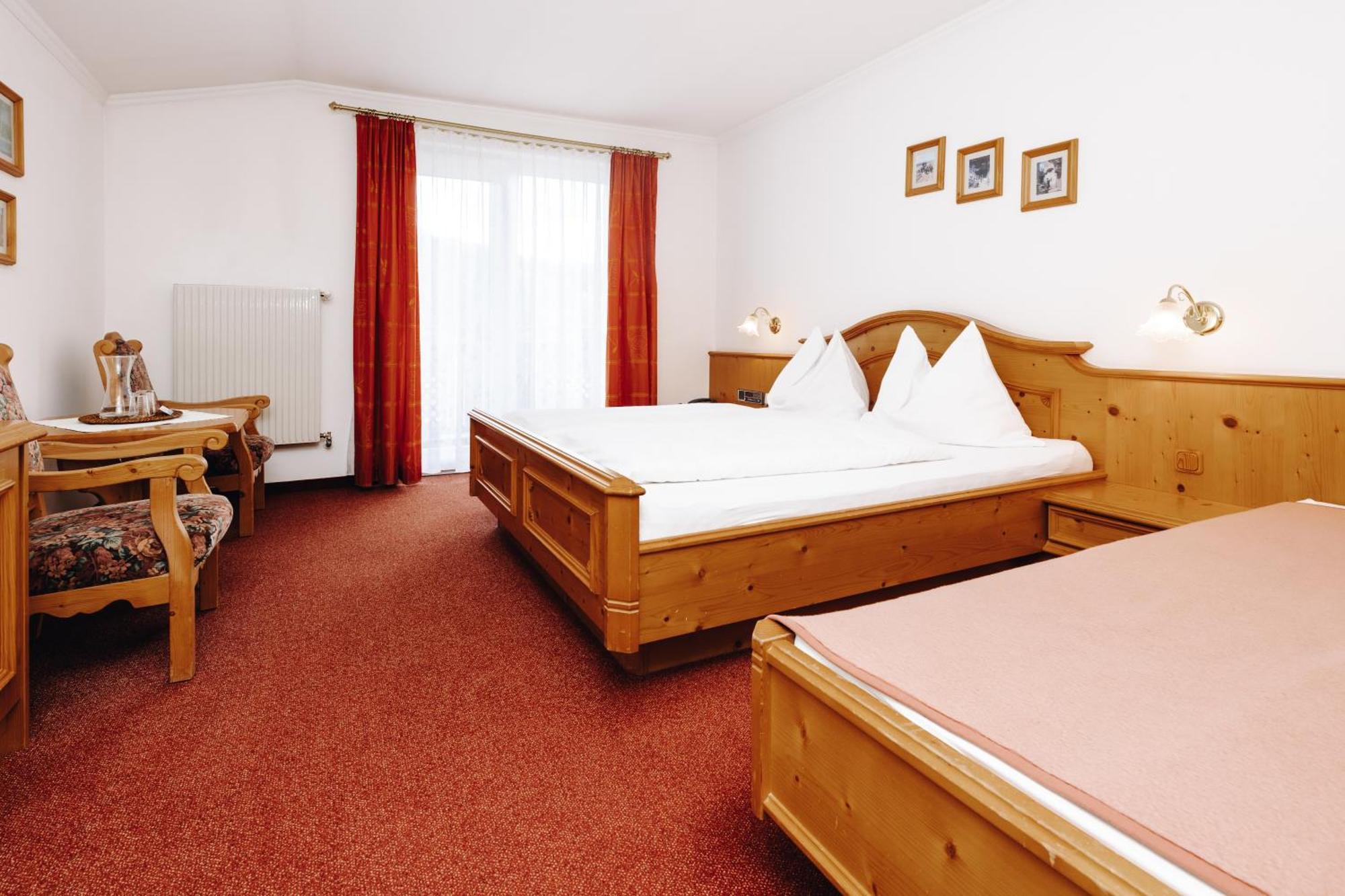 Hotel Garni Tannenhof Flachau Exterior foto